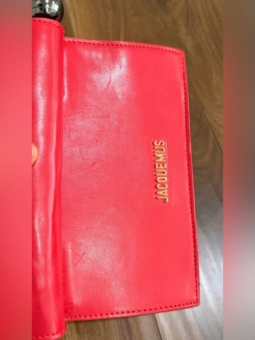 Jacquemus red leather roll-top clutch with gold accents - Picture 3 of 7